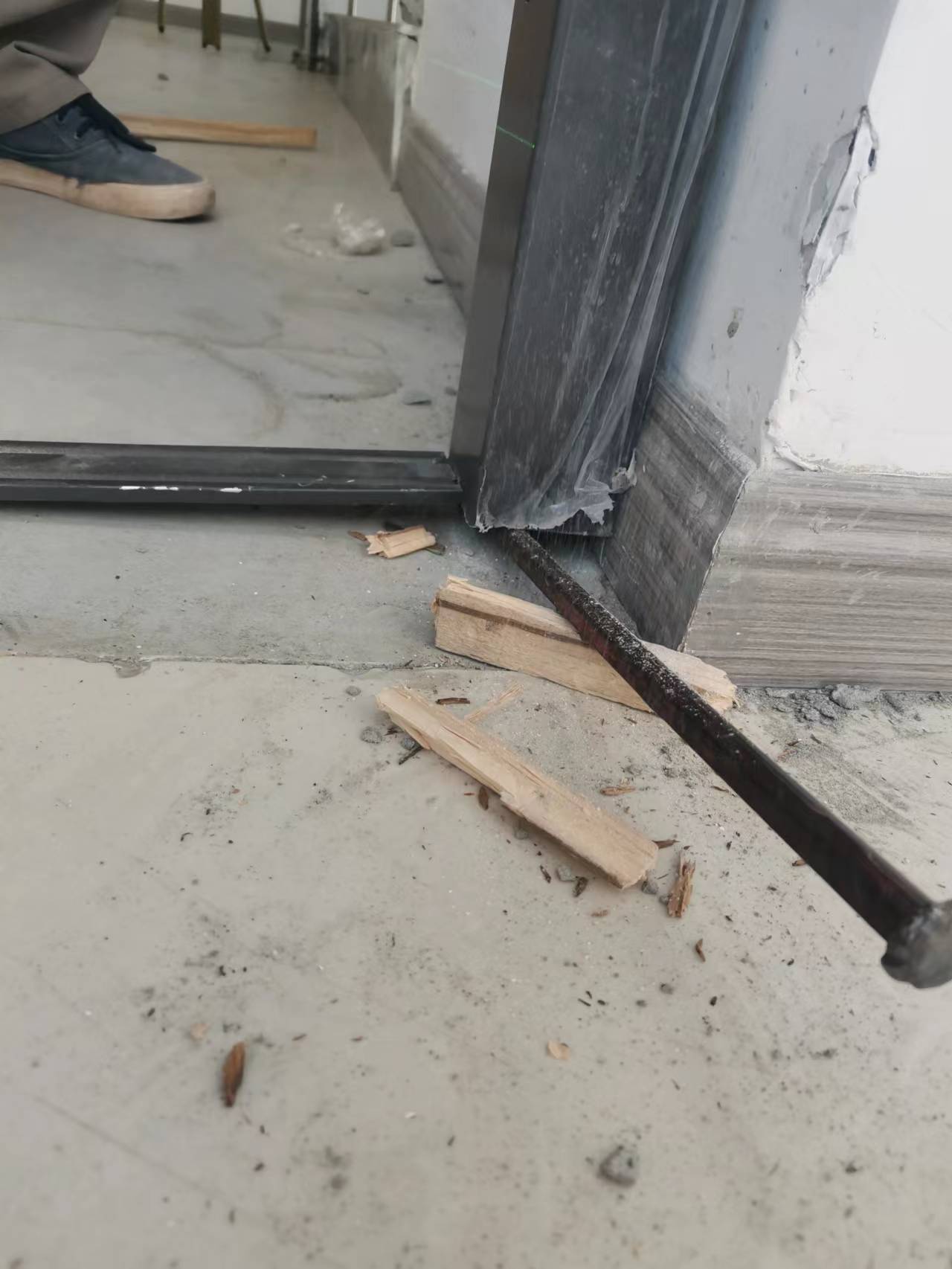 安裝鋼質防火門.jpg